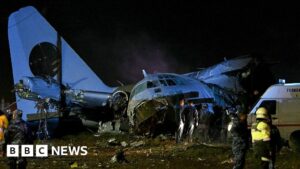 Tragic Bolivian Air Force C-130 Hercules Cargo Plane Crash Kills 15 in El Alto, Sparking Chaotic Clashes Over Scattered Banknotes and Injuring Dozens.