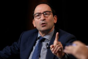 Blackstone President Jon Gray Defends Flagship Private Credit Fund Amidst Investor Withdrawals and Broadening Market Jitters