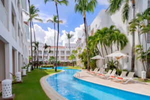 Hyatt CFO Reports Resilience Amid Geopolitical Volatility as High-Net-Worth Travelers Shift Destinations Rather Than Cancel