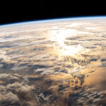 International Space Station Captures Sunglint Phenomenon, Revealing Both Challenges and Opportunities for Earth Observation