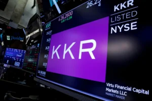 Moody’s Downgrades KKR-Run Private Credit Fund to Junk Status Amid Worsening Asset Quality and Broader Sector Headwinds