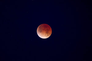 Red Moon Rises Over New Orleans as Total Lunar Eclipse Captivates Stargazers and Scientists Alike on March 3, 2026