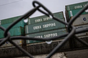 China’s Economic Engine Stutters as U.S.-Bound Exports Decline in July Amid Broader Domestic Weakness