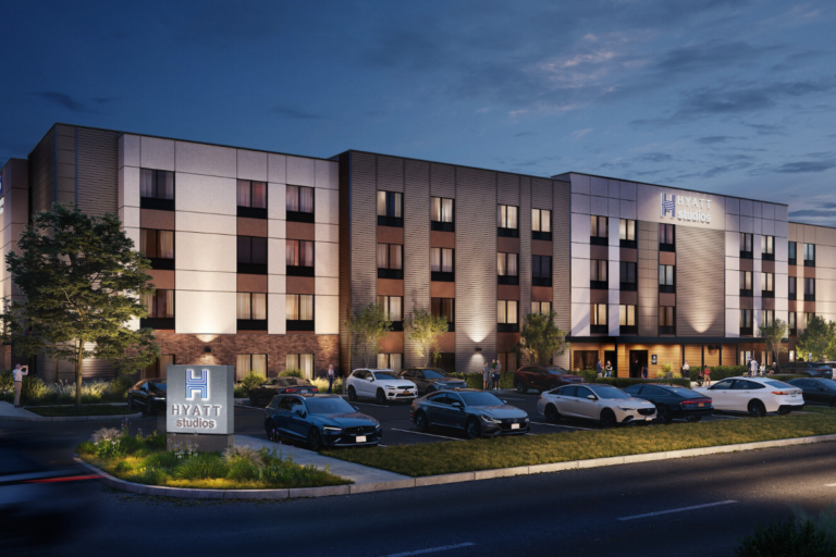 Hyatt Strategic Pivot Toward Mid-Market Hospitality Faces Growth Headwinds Amid Revised 2024 Forecasts