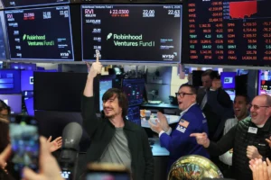 The Institutional Evolution of Crypto Journalism and the Strategic Consolidation of Digital Asset Media Infrastructure
