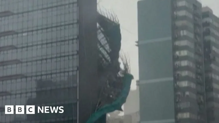 Typhoon Noul Unleashes Devastation Across Southern China, Causes Major Scaffolding Collapse in Hong Kong and Widespread Flight Disruptions