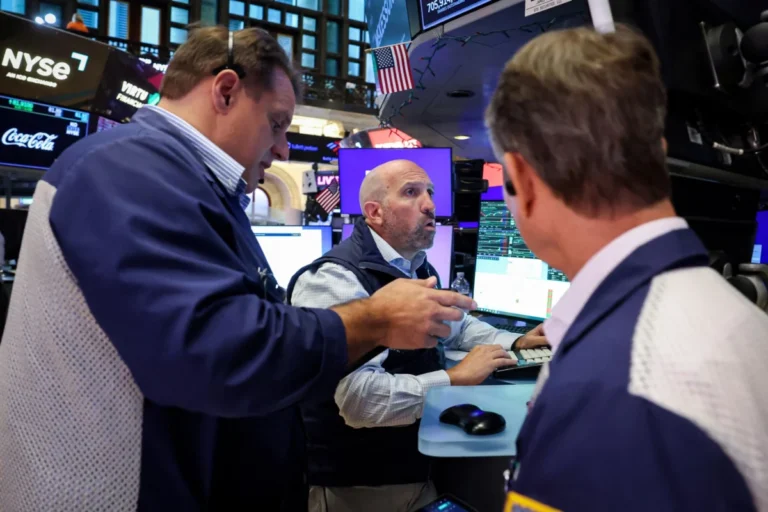 U.S. Equities Plunge as Renewed Middle East Conflict Fuels Oil Prices and Treasury Yields