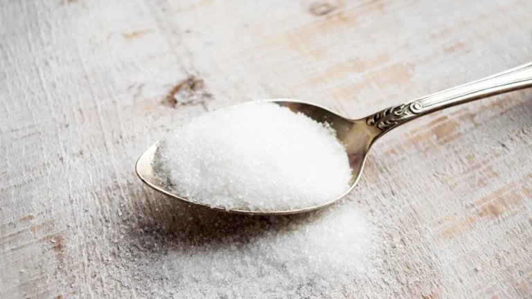 Widely Used Sugar Substitutes May Be Associated with Faster Declines in Memory and Thinking Skills Over Time