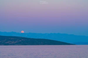 Buck Moon Illuminates Adriatic Sky Ahead of Anticipated Total Solar Eclipse
